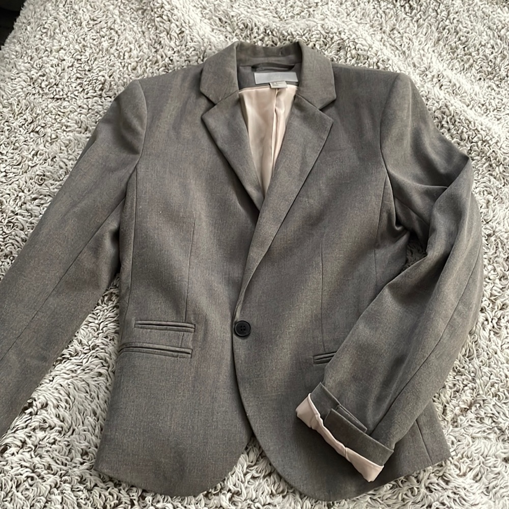 Gray blazer